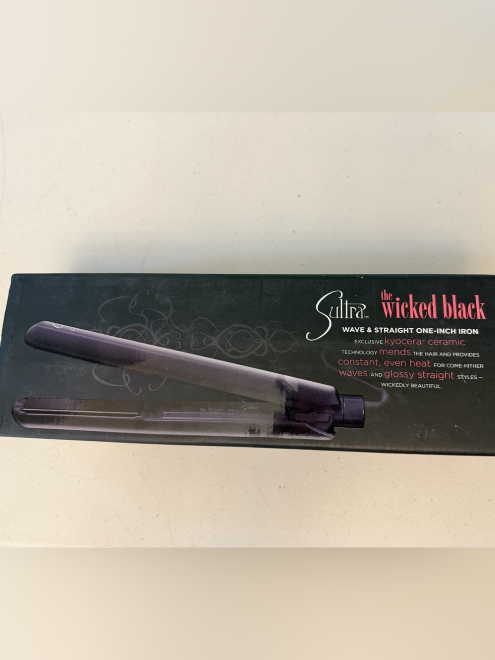 New Sultra “The Wicked Black” Wave & Straight Iron 1 inch